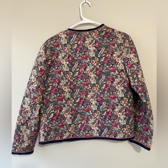 Vintage Style Quilted Jacket Floral Tapestry Coat Medium - Picture 4 of 13
